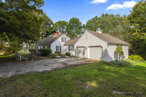 Homes for sale in Roxbury, CT | 4 Judge Rd, Roxbury, CT 06783 | MLS# 24128289