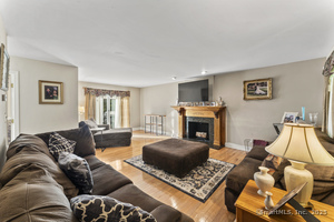 Homes for sale in Newtown, CT | 2 Sutherland Dr, Newtown, CT 06482 | MLS# 24129592