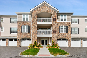 1024 Brookside Court, Unit 1024