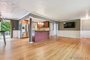 Homes for sale in East Haven, CT | 7 Oak Hill Dr, East Haven, CT 06513 | MLS# 24129939