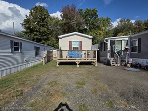 Homes for sale in Branford, CT | 11 School Ground Rd #TRLR 10, Branford, CT 06405 | MLS# 24129990