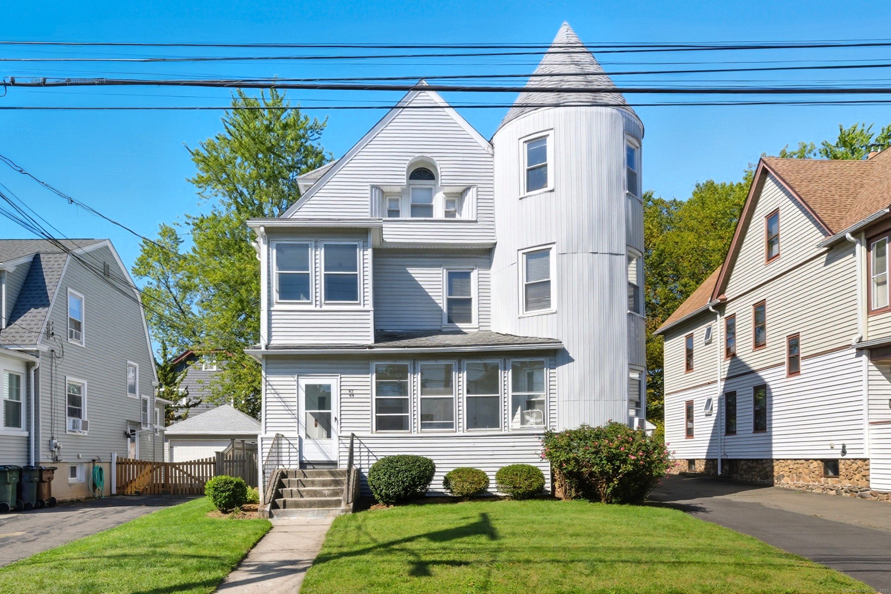 53 Quaker Lane West Hartford CT