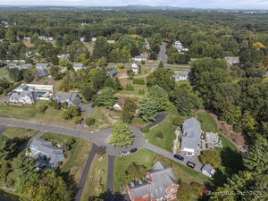 Homes for sale in Windsor, CT | 10 Cleary Ln, Windsor, CT 06095 | MLS# 24126767