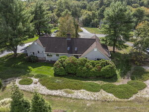 Homes for sale in Windsor, CT | 10 Cleary Ln, Windsor, CT 06095 | MLS# 24126767