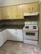 Homes for sale in Branford, CT | 56F Briarwood Ln #56f, Branford, CT 06405 | MLS# 24130319