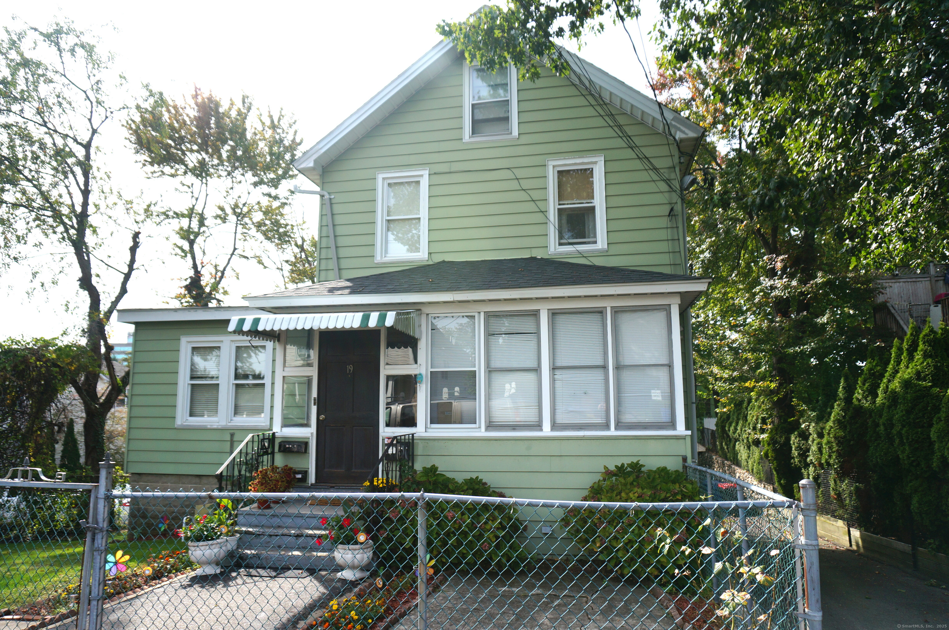 19 Ferris Avenue, Norwalk, Connecticut photo 1