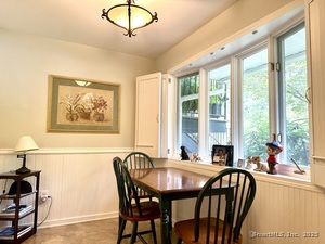 Homes for sale in Stamford, CT | 2700 Bedford St #J, Stamford, CT 06905 | MLS# 24130436