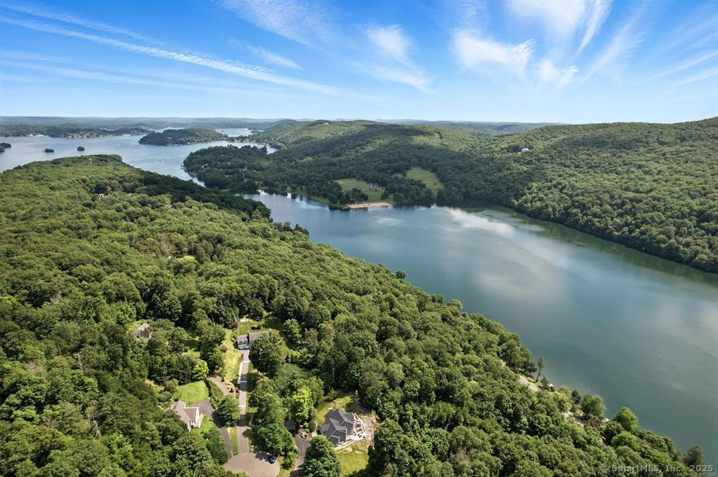 Homes for sale in New Fairfield, CT | 11 Squantz View Dr, New Fairfield, CT 06812 | MLS# 24130792