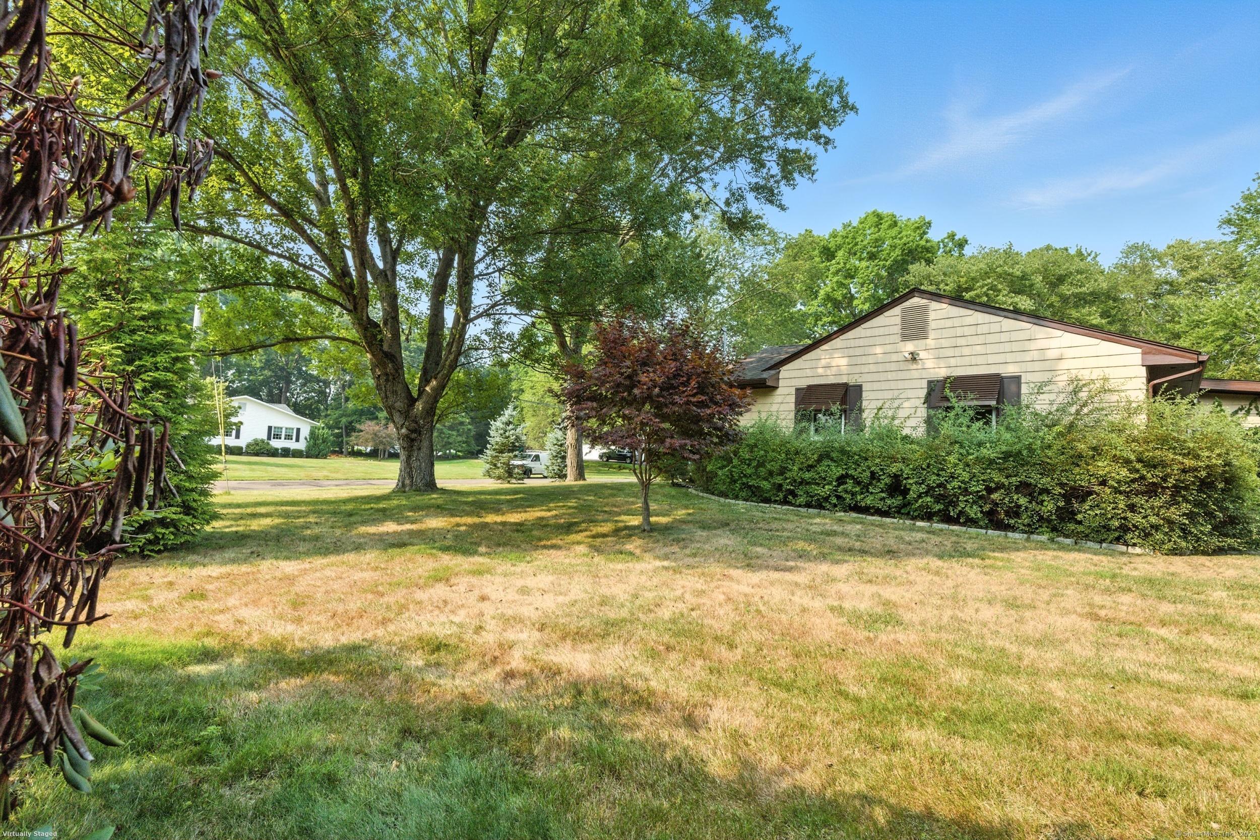 Homes for sale in Orange, CT | 30 Whitney Ln, Orange, CT 06477 | MLS# 24130593