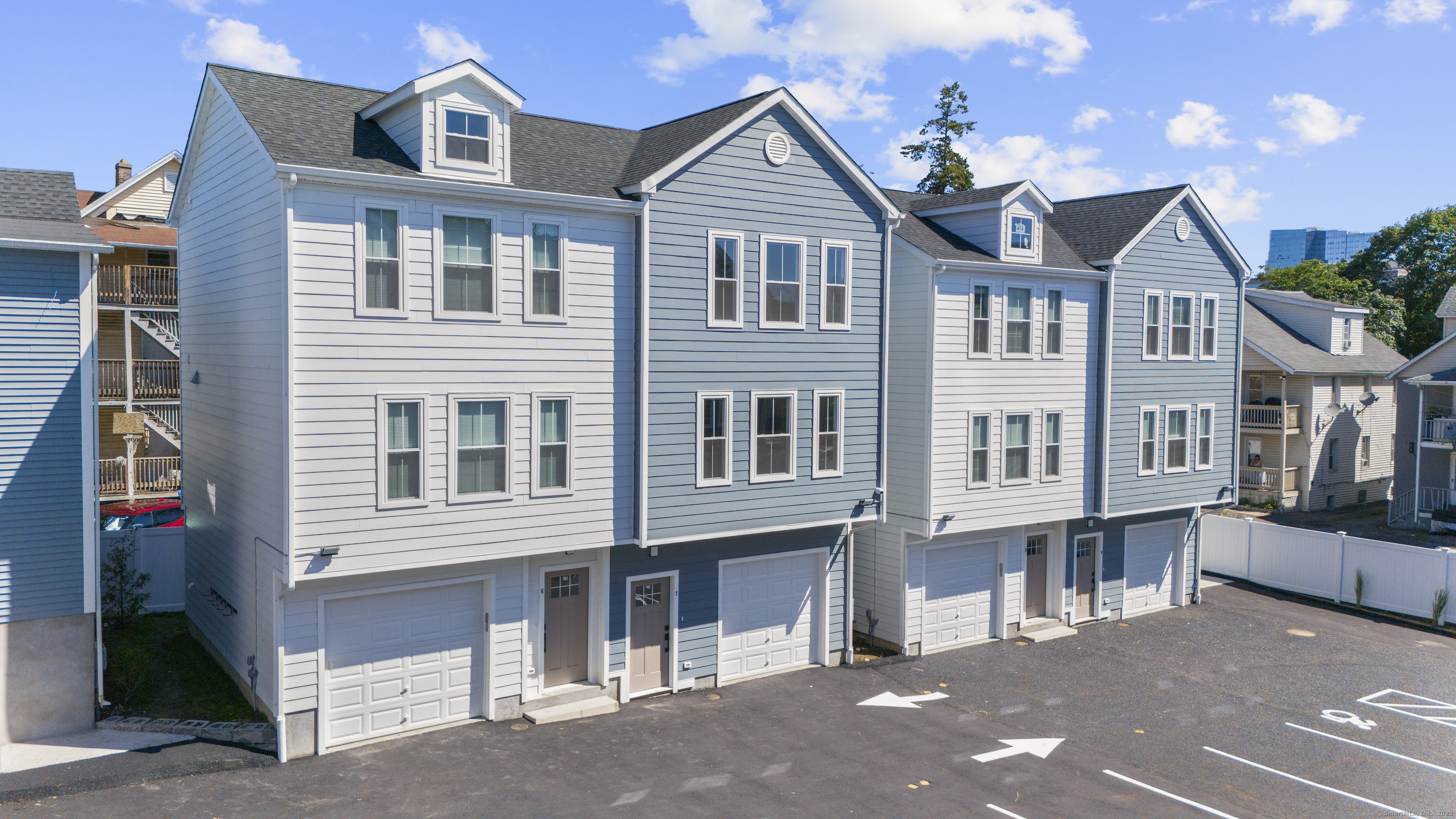 14 Taylor Street, Stamford, Connecticut photo 1