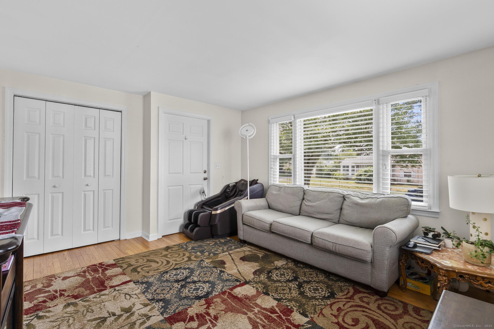 Photo 4 of 214 Country Road, Fairfield, CT