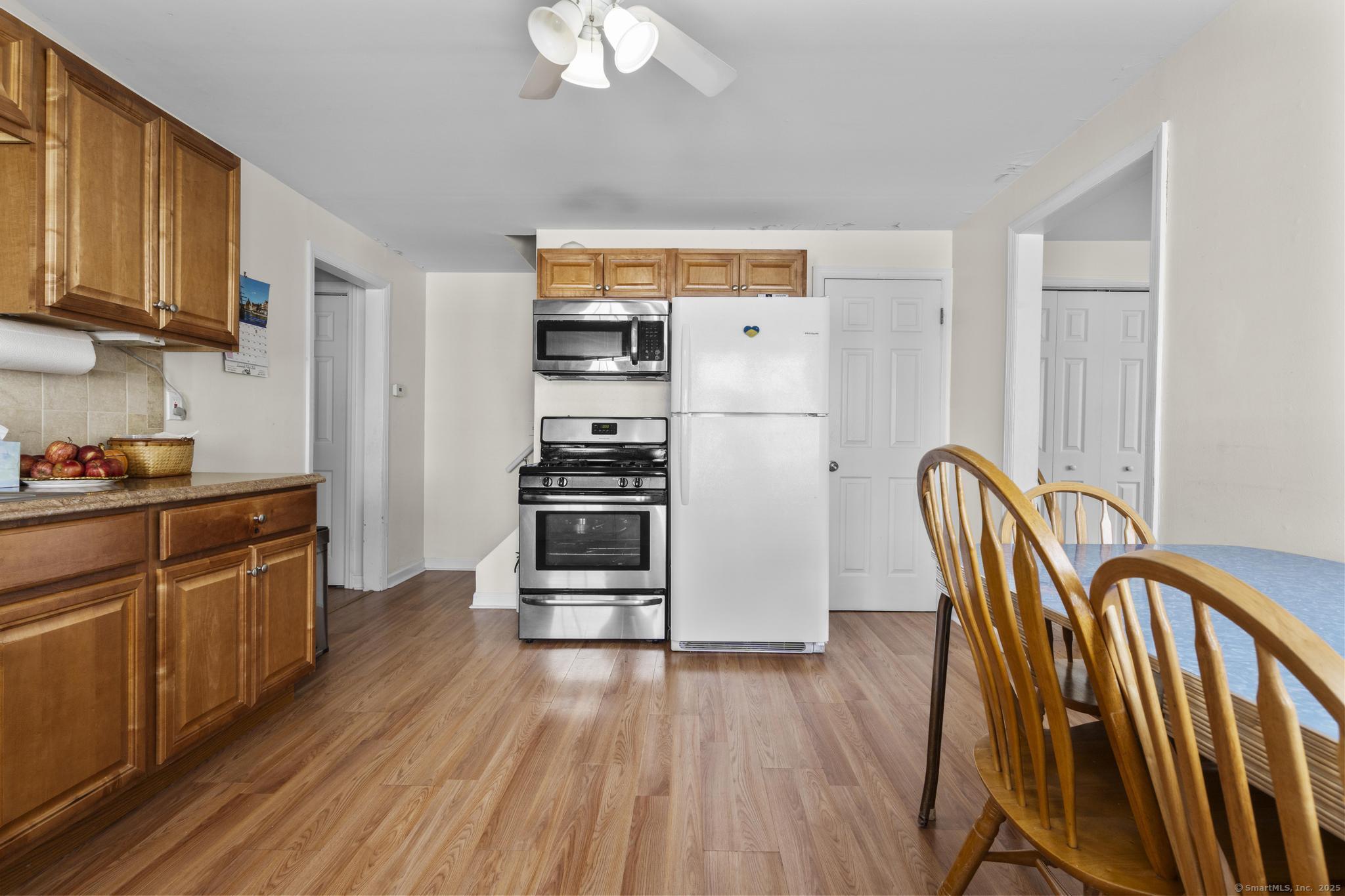 Photo 9 of 214 Country Road, Fairfield, CT