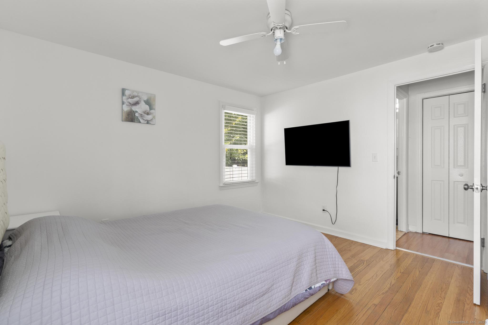 Photo 11 of 214 Country Road, Fairfield, CT