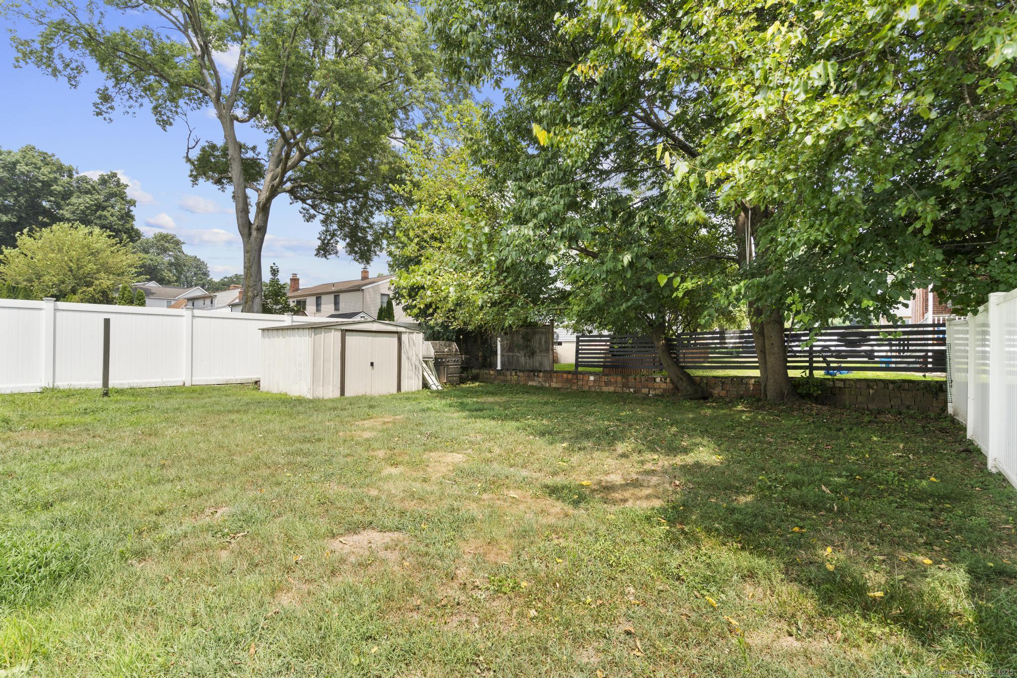 Photo 19 of 214 Country Road, Fairfield, CT