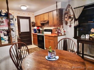 Homes for sale in Brookfield, CT | 26 Clearview Dr, Brookfield, CT 06804 | MLS# 24130494