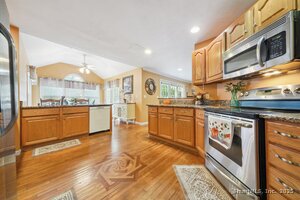 Homes for sale in Norwalk, CT | 4 Frank St, Norwalk, CT 06851 | MLS# 24129813