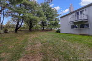 Homes for sale in Cheshire, CT | 751 W Main St #APT G, Cheshire, CT 06410 | MLS# 24128773