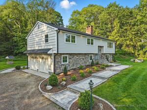 Homes for sale in Newtown, CT | 68 Birch Hill Rd, Newtown, CT 06470 | MLS# 24131166