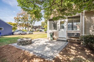 Homes for sale in West Hartford, CT | 25 Fowler Dr, West Hartford, CT 06110 | MLS# 24131136