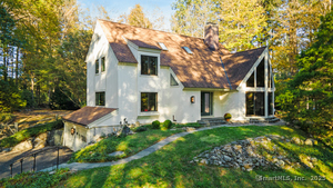 Homes for sale in Newtown, CT | 34 Echo Valley Rd, Newtown, CT 06470 | MLS# 24131081