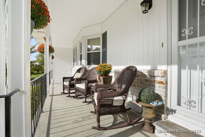 Homes for sale in Ridgefield, CT | 2 Westmoreland Rd, Ridgefield, CT 06877 | MLS# 24131033