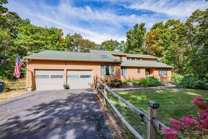 Homes for sale in Vernon, CT | 101 Dockerel Rd, Vernon, CT 06066 | MLS# 24130059