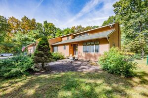 Homes for sale in Vernon, CT | 101 Dockerel Rd, Vernon, CT 06066 | MLS# 24130059