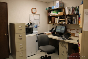 Homes for sale in Wolcott, CT | 464 Wolcott Rd, Wolcott, CT 06716 | MLS# 24130249