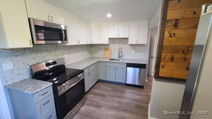 Homes for sale in Manchester, CT | 15 Stock Pl St, Manchester, CT 06042 | MLS# 24121378