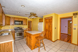 Homes for sale in Agawam, MA | 60 South Alhambra Cir, Agawam, MA 01001 | MLS# 24131388