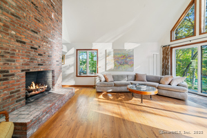 Homes for sale in Newtown, CT | 34 Echo Valley Rd, Newtown, CT 06470 | MLS# 24131081