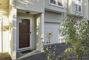 Homes for sale in Waterbury, CT | 380 Hitchcock Rd #48, Waterbury, CT 06705 | MLS# 24131047