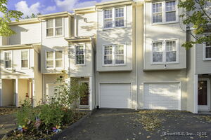 Homes for sale in Waterbury, CT | 380 Hitchcock Rd #48, Waterbury, CT 06705 | MLS# 24131047