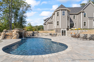 Homes for sale in Newtown, CT | 5 Vona Way, Newtown, CT 06470 | MLS# 24130465