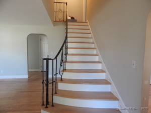 Homes for sale in Middletown, CT | 18 Phedon Pkwy, Middletown, CT 06457 | MLS# 24130917