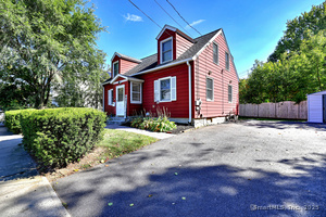 Homes for sale in Seymour, CT | 32 Roberts St, Seymour, CT 06483 | MLS# 24131471