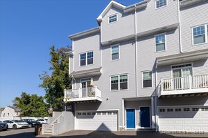 175 West Avenue, Unit 6