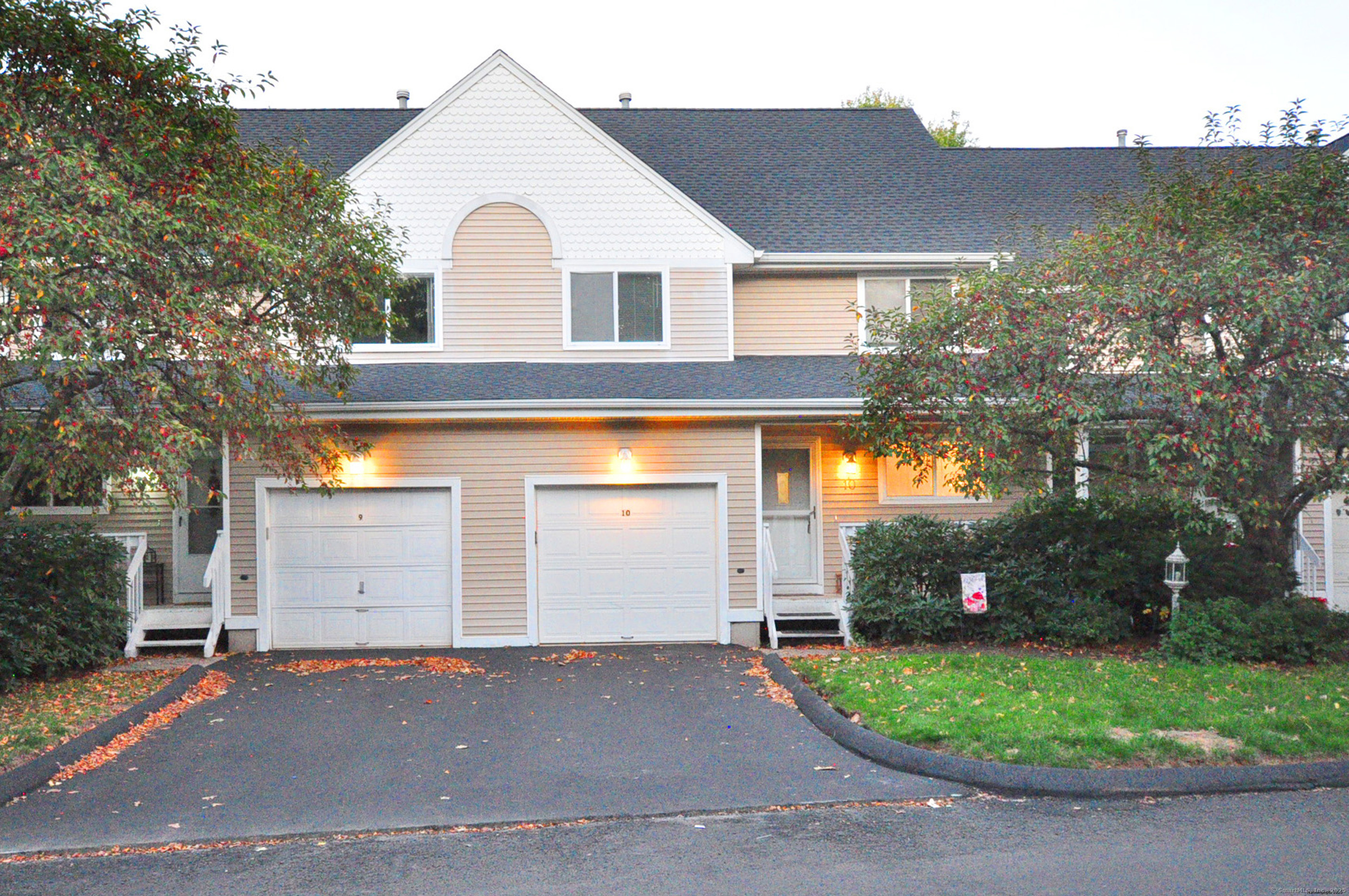 10 Florence Way Unit #10
