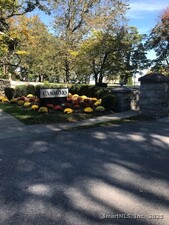 Homes for sale in Ridgefield, CT | 75 Lawson Ln #75, Ridgefield, CT 06877 | MLS# 24110988