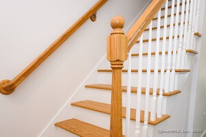 Homes for sale in East Lyme, CT | 138 Boston Post Rd #3, East Lyme, CT 06333 | MLS# 24130423