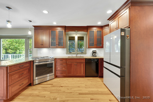 Homes for sale in Southbury, CT | 367 Sachem Rd, Southbury, CT 06488 | MLS# 24131222