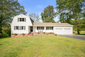 Homes for sale in Waterford, CT | 20 Connshire Dr, Waterford, CT 06385 | MLS# 24131938