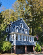 Homes for sale in Chester, CT | 6 W Main St, Chester, CT 06412 | MLS# 24131491