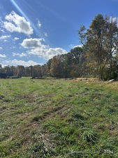 Homes for sale in Plainfield, CT | 277 Moosup Pond Rd, Plainfield, CT 06354 | MLS# 24131261