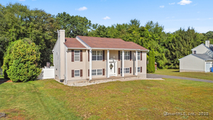 Homes for sale in Windsor, CT | 29 Quail Hollow Dr, Windsor, CT 06095 | MLS# 24132043