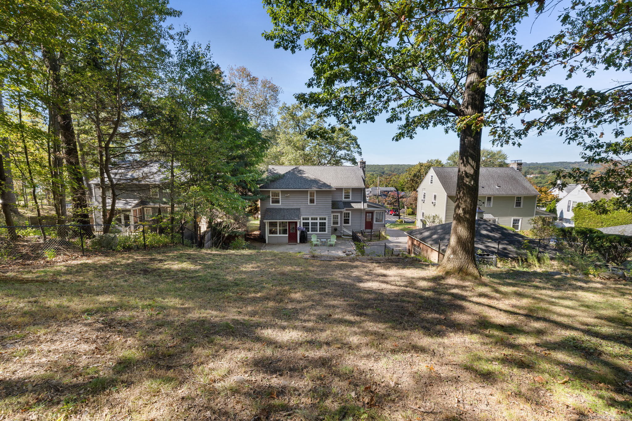 Photo 35 of 172 Oakland Street, Bristol, CT