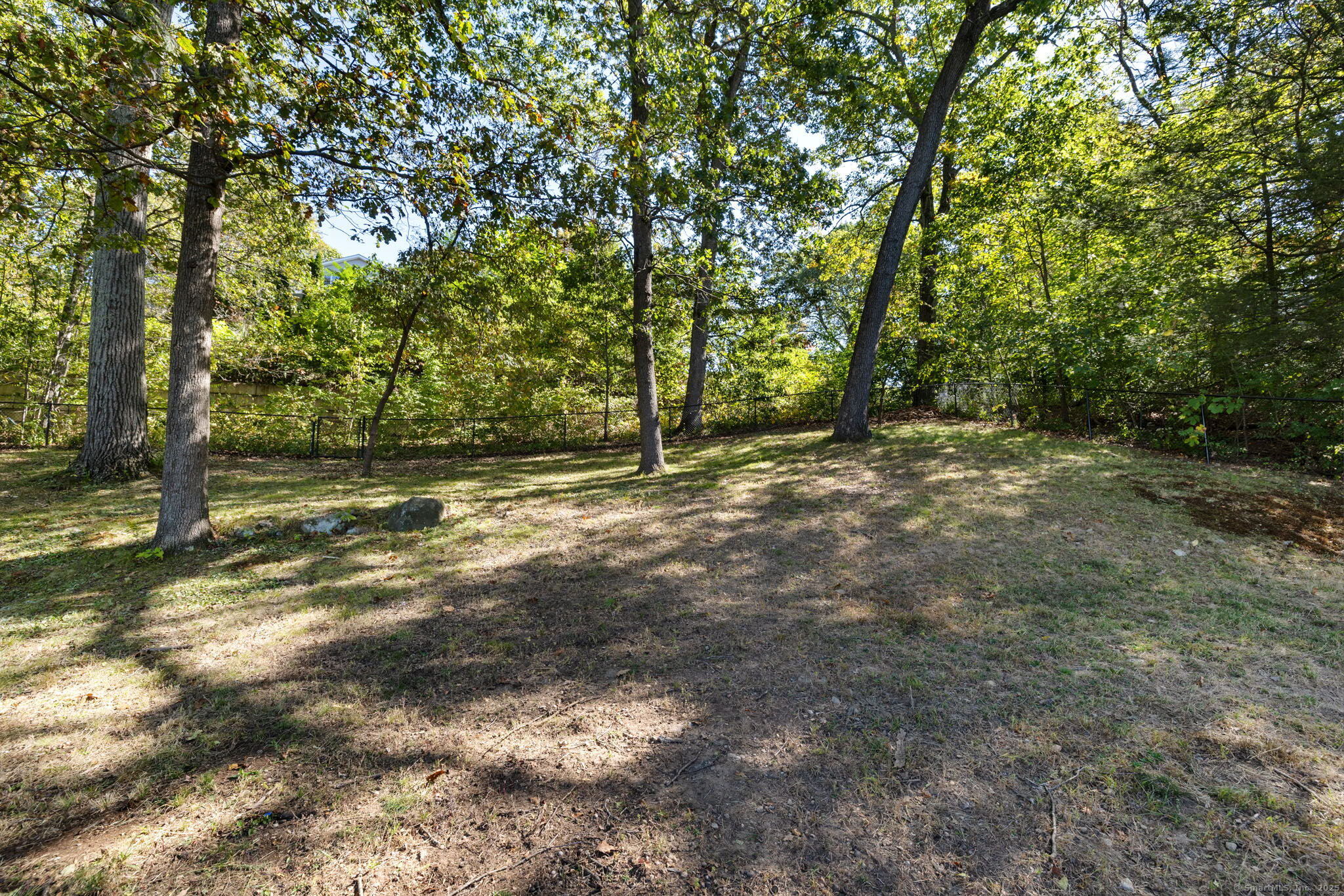 Photo 36 of 172 Oakland Street, Bristol, CT