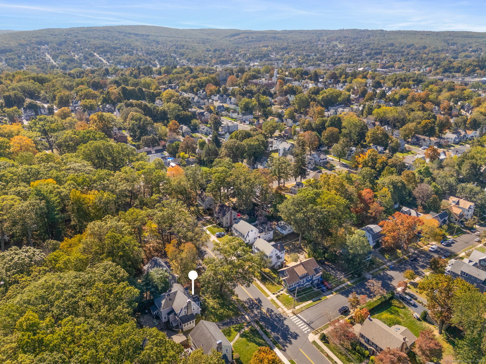 Photo 37 of 172 Oakland Street, Bristol, CT