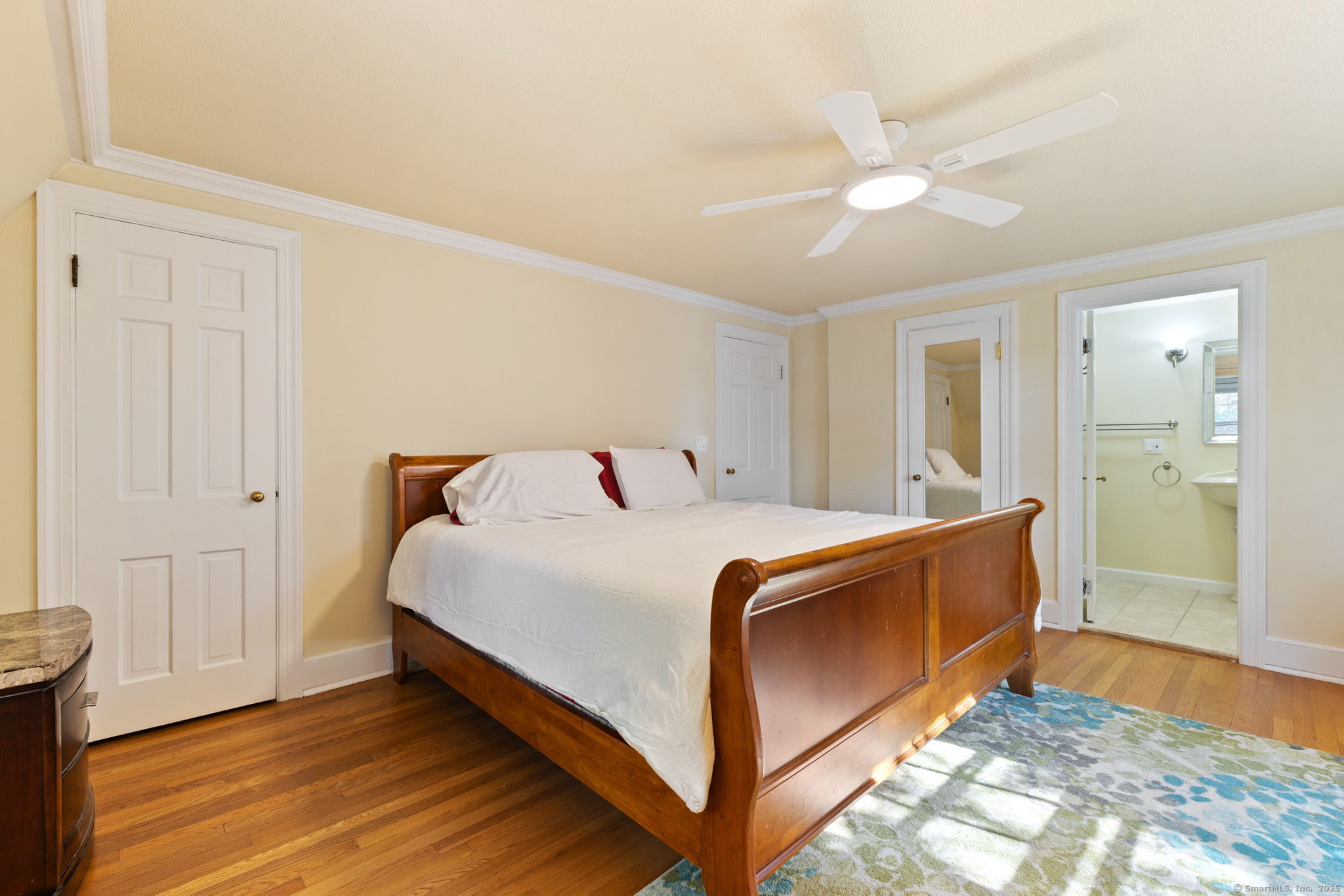 Photo 20 of 172 Oakland Street, Bristol, CT