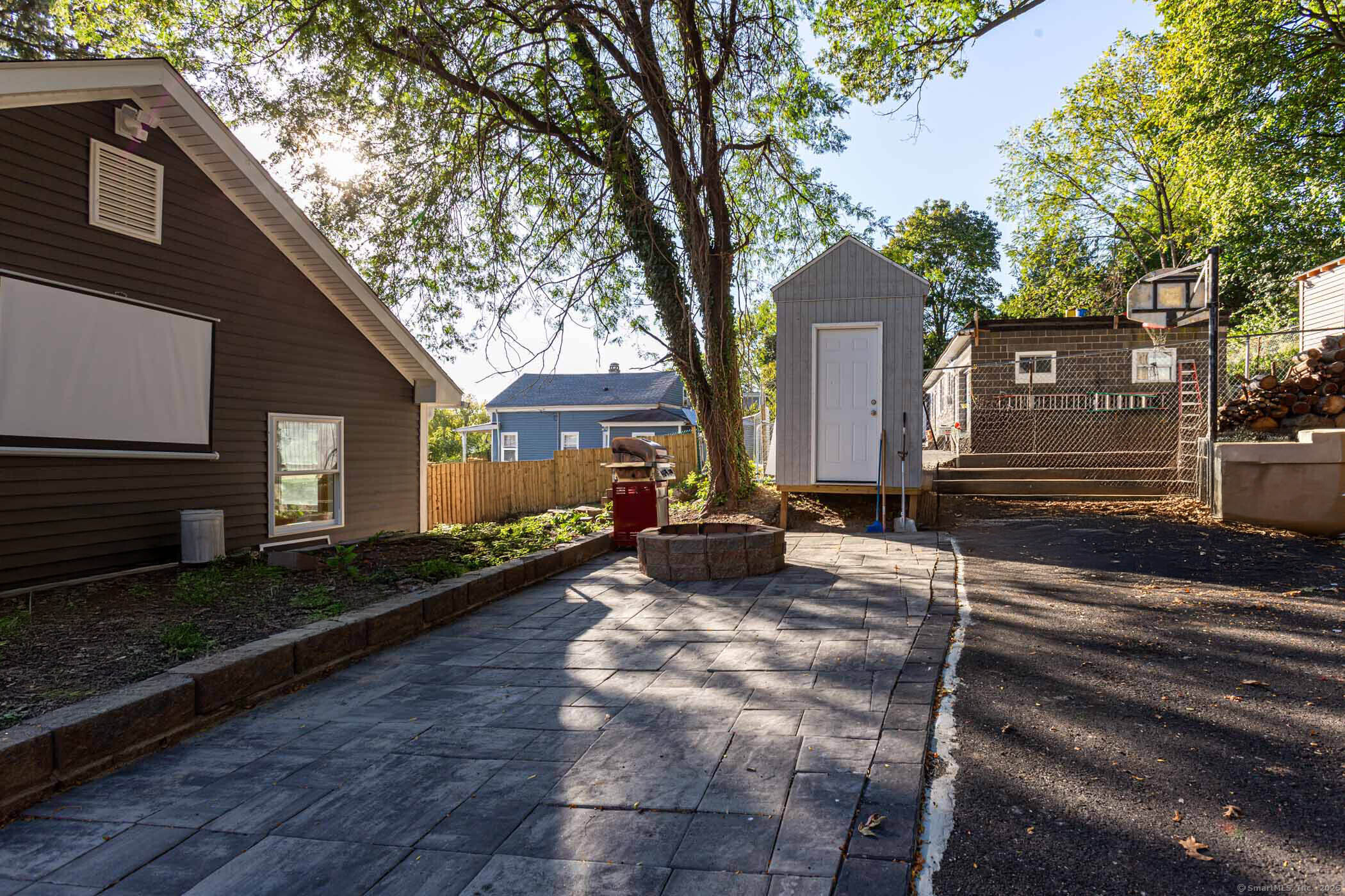 Homes for sale in Waterbury, CT | 89 High St, Waterbury, CT 06704 | MLS# 24132132